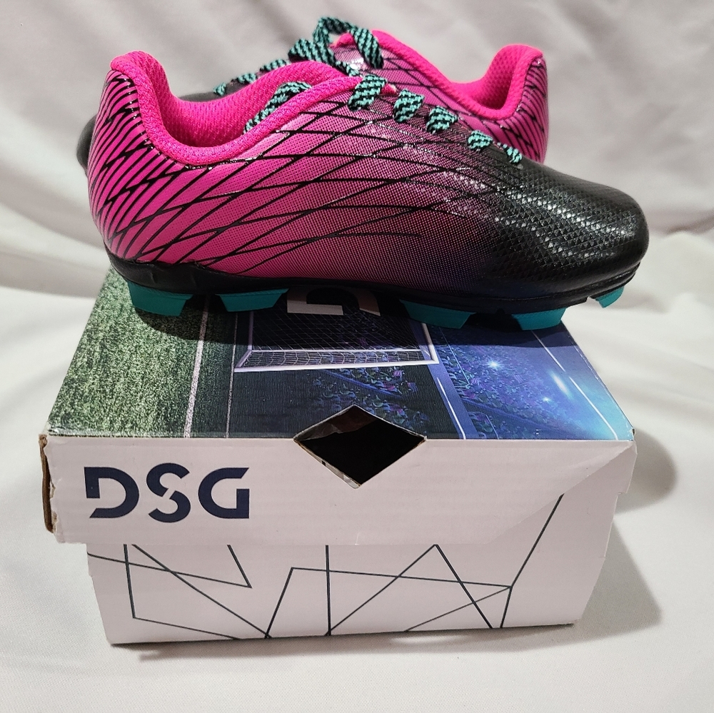 Dicks Sporting Goods DSG Youth Soccer Cleats - Picture 4 of 8